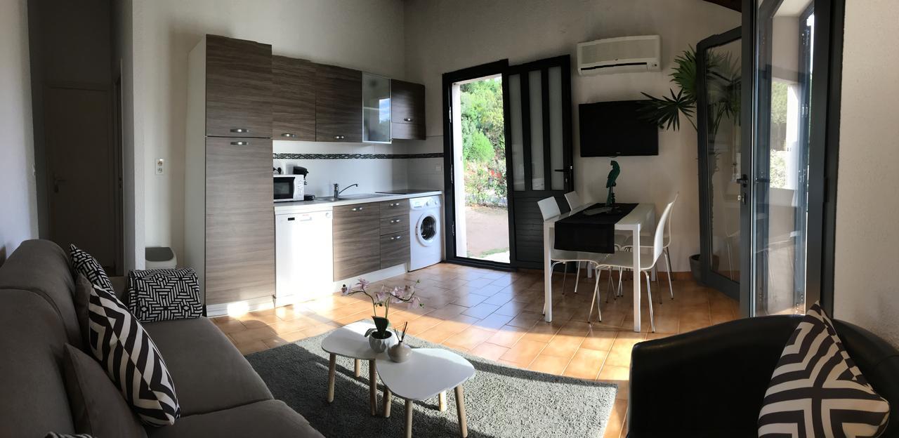 Residence Bellavista A Santa Giulia, Proche De La Plage Et Vue Mer ปอร์โต-เวคคีโอ ภายนอก รูปภาพ