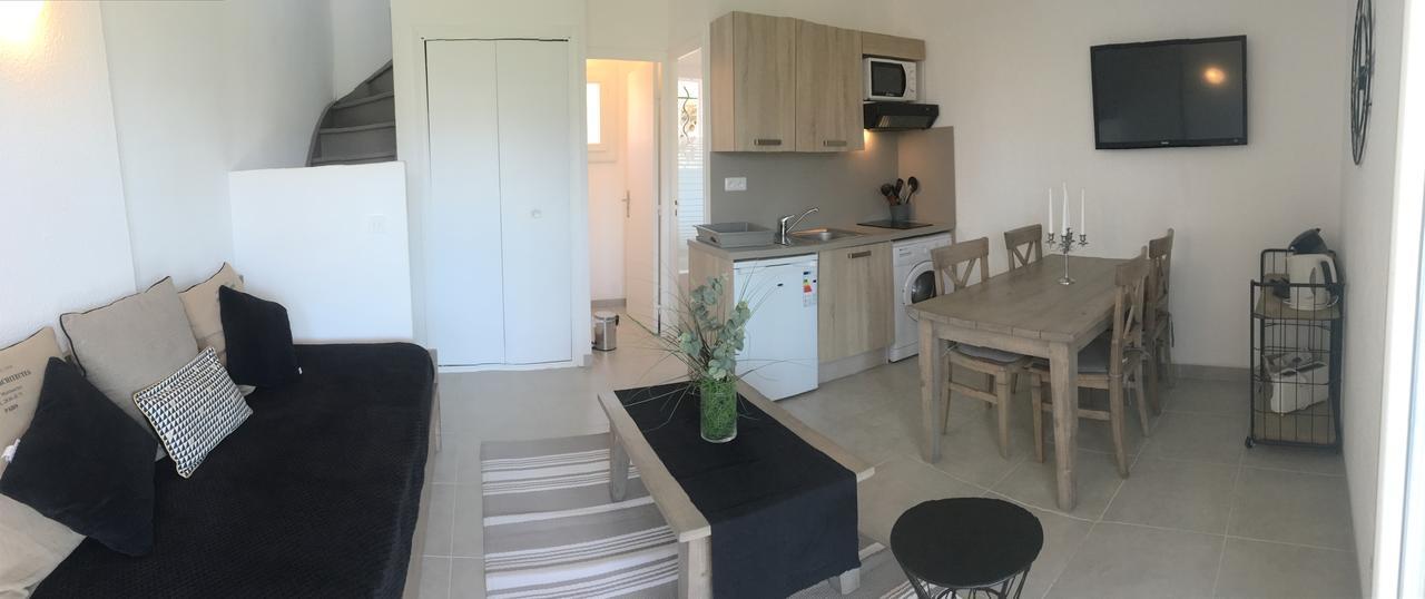 Residence Bellavista A Santa Giulia, Proche De La Plage Et Vue Mer ปอร์โต-เวคคีโอ ภายนอก รูปภาพ